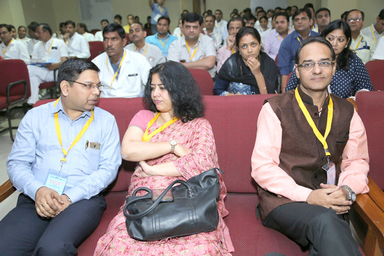 With Experts at Trauma & Emergency Care Workshop Held at S.M.S. Medical College, Jaipur
